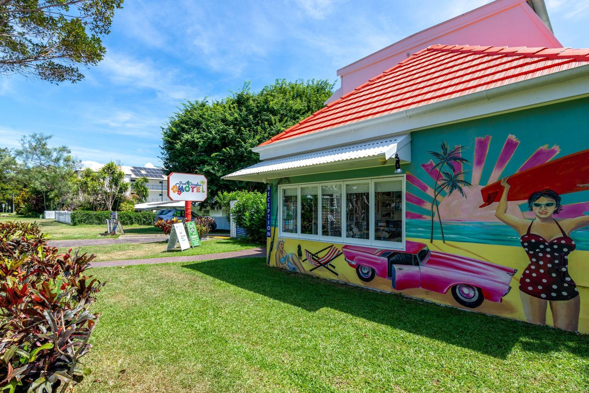 Port Douglas Motel Extérieur photo